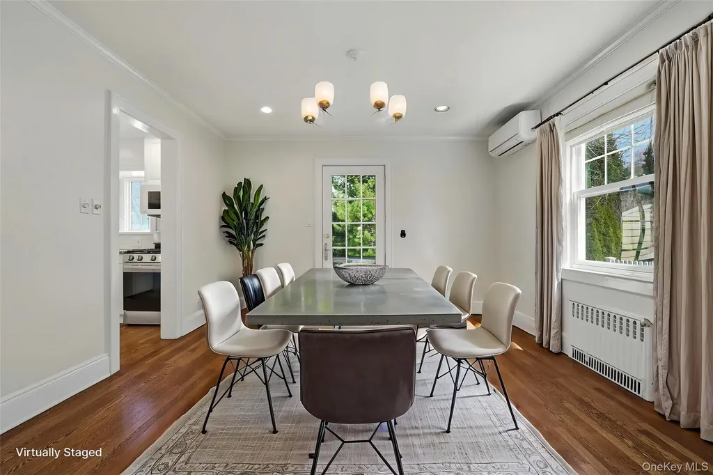 151 Hillcrest Avenue Manhasset NY 11030