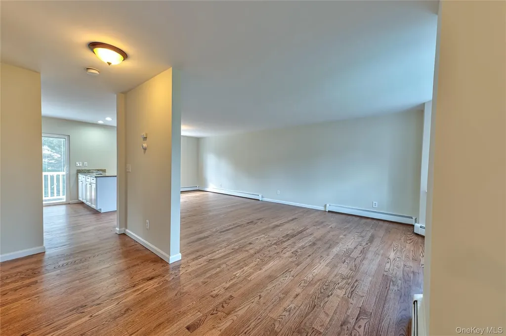 44 Westminster Drive Shirley NY 11967