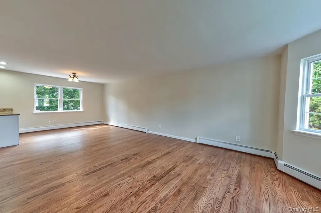 44 Westminster Drive Shirley NY 11967