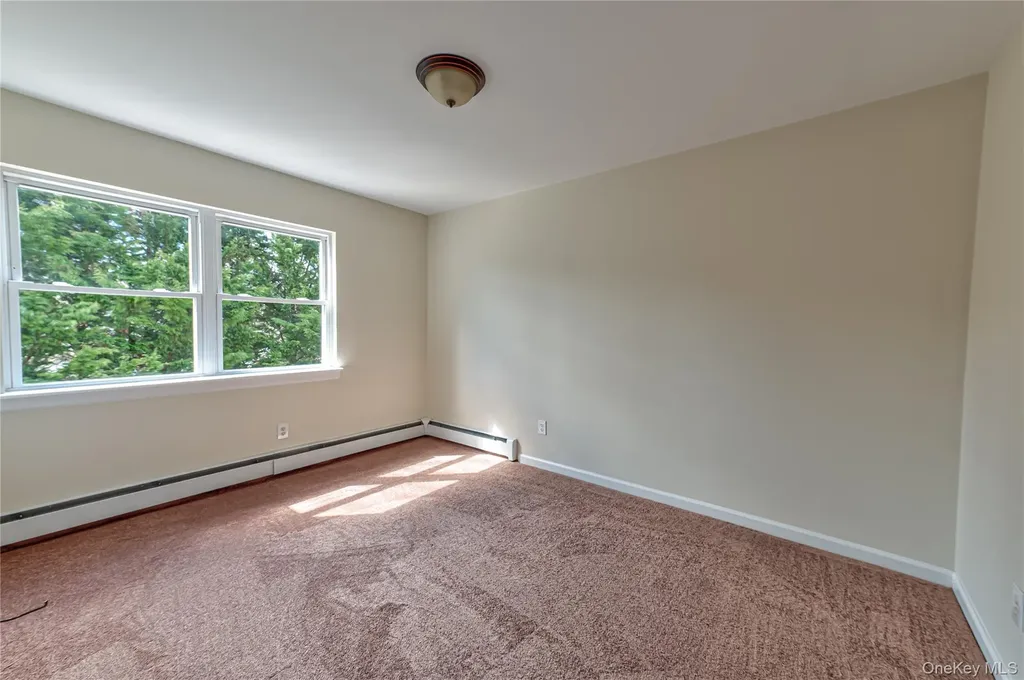 44 Westminster Drive Shirley NY 11967