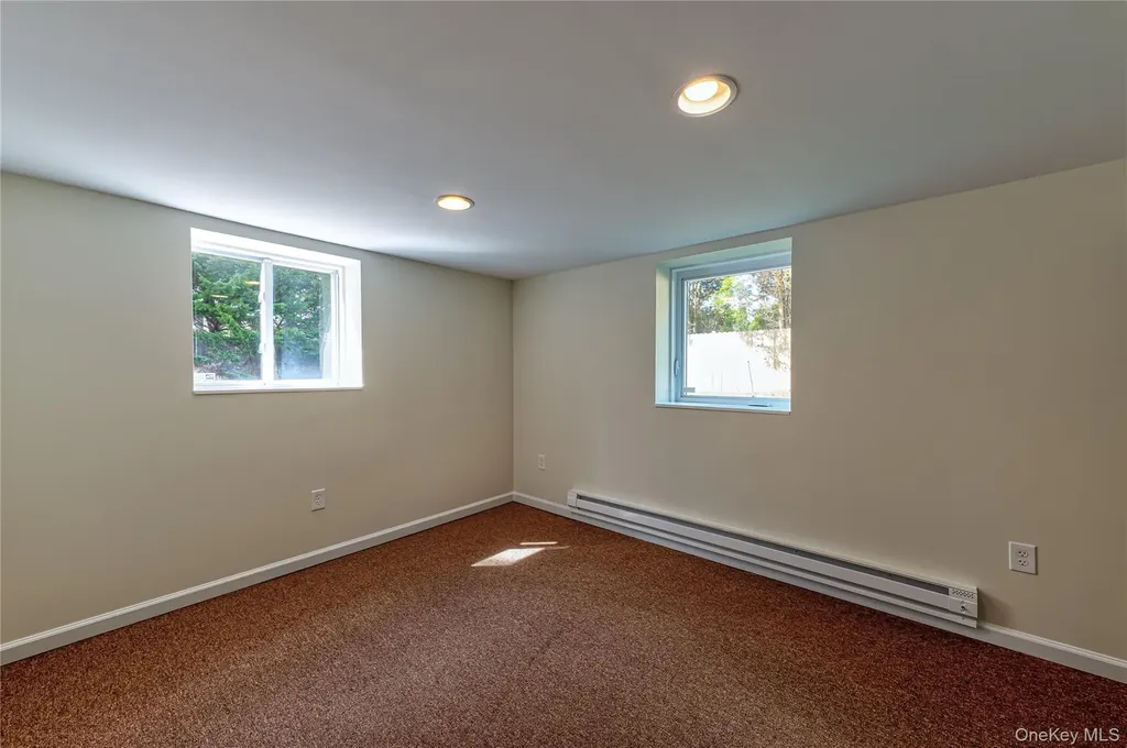 44 Westminster Drive Shirley NY 11967