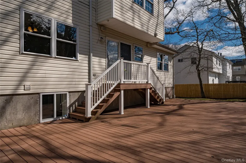 44 Westminster Drive Shirley NY 11967