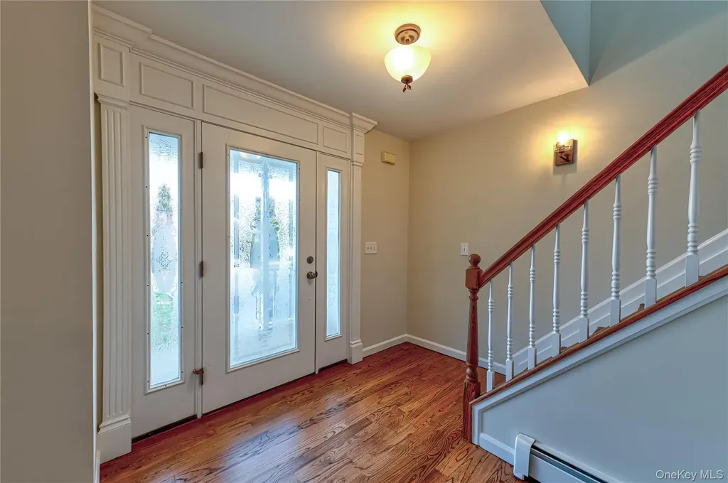 44 Westminster Drive Shirley NY 11967