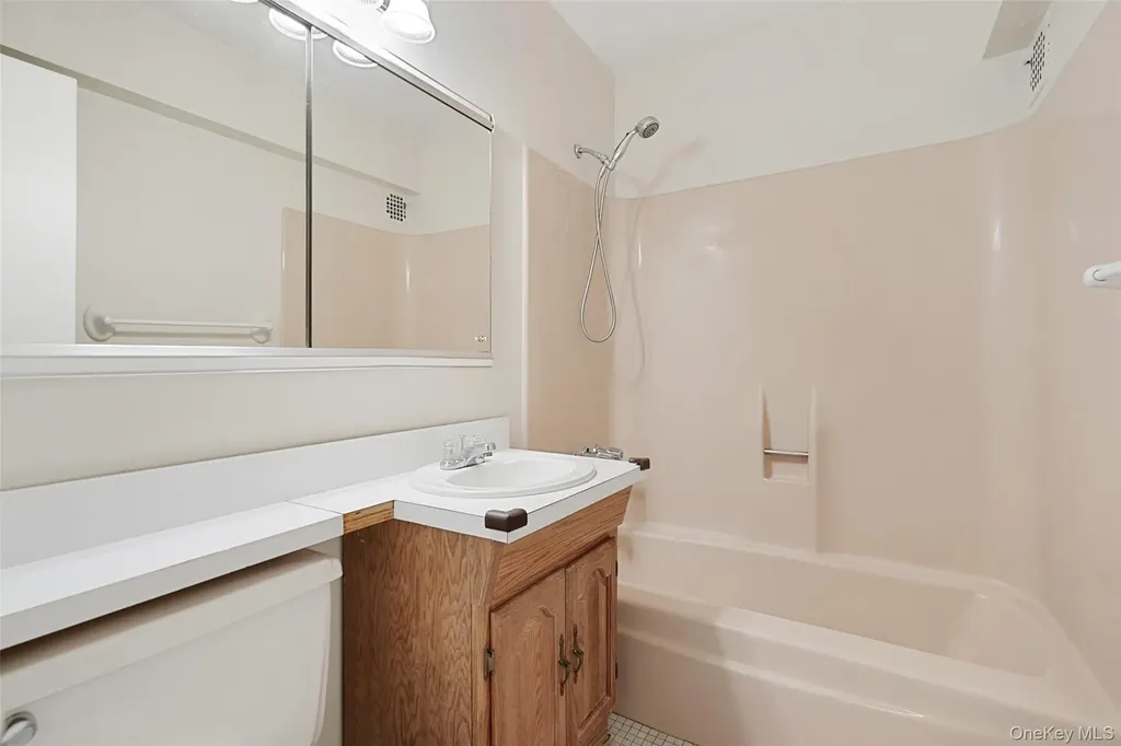 25 Stewart Place Mount Kisco NY 10549