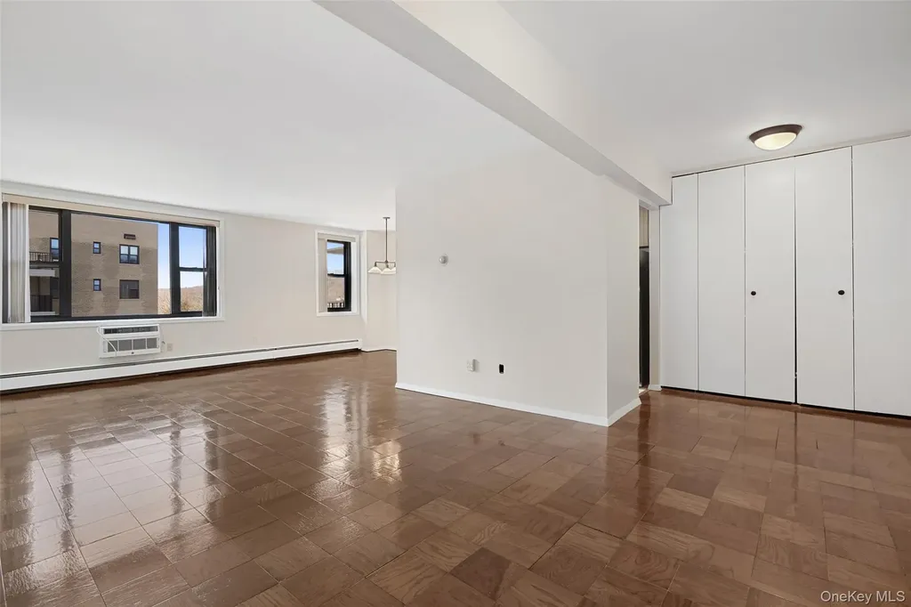 25 Stewart Place Mount Kisco NY 10549