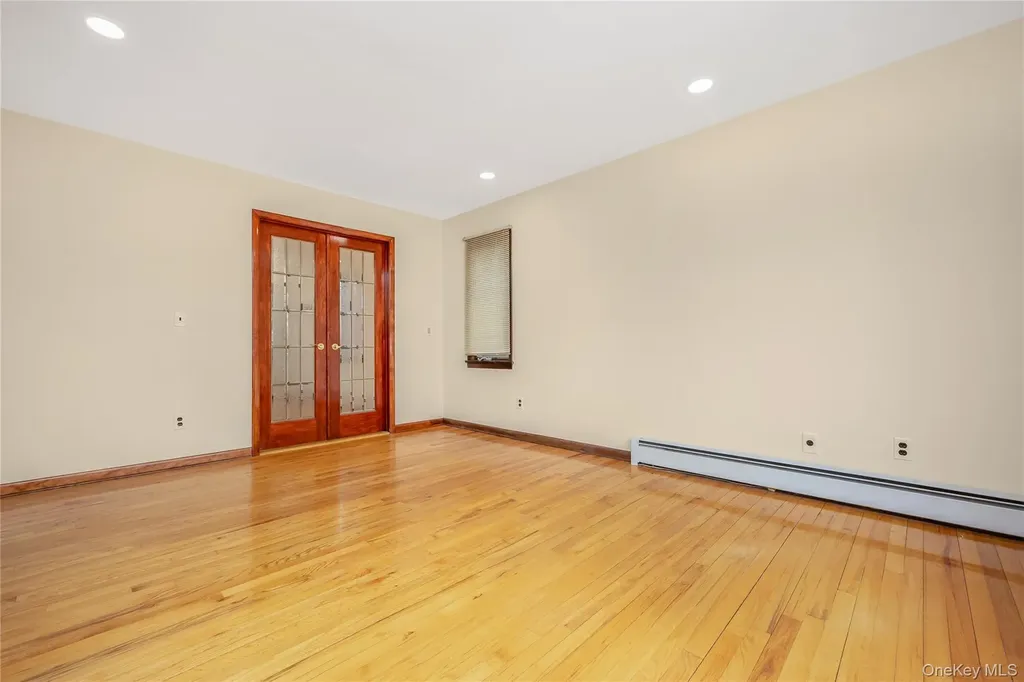 325 Middle Road Blue Point NY 11715