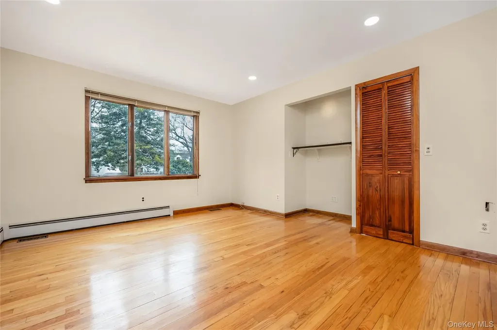 325 Middle Road Blue Point NY 11715