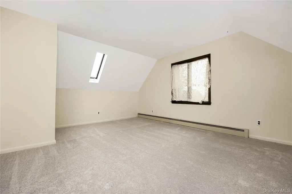 325 Middle Road Blue Point NY 11715