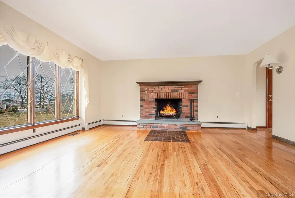 325 Middle Road Blue Point NY 11715