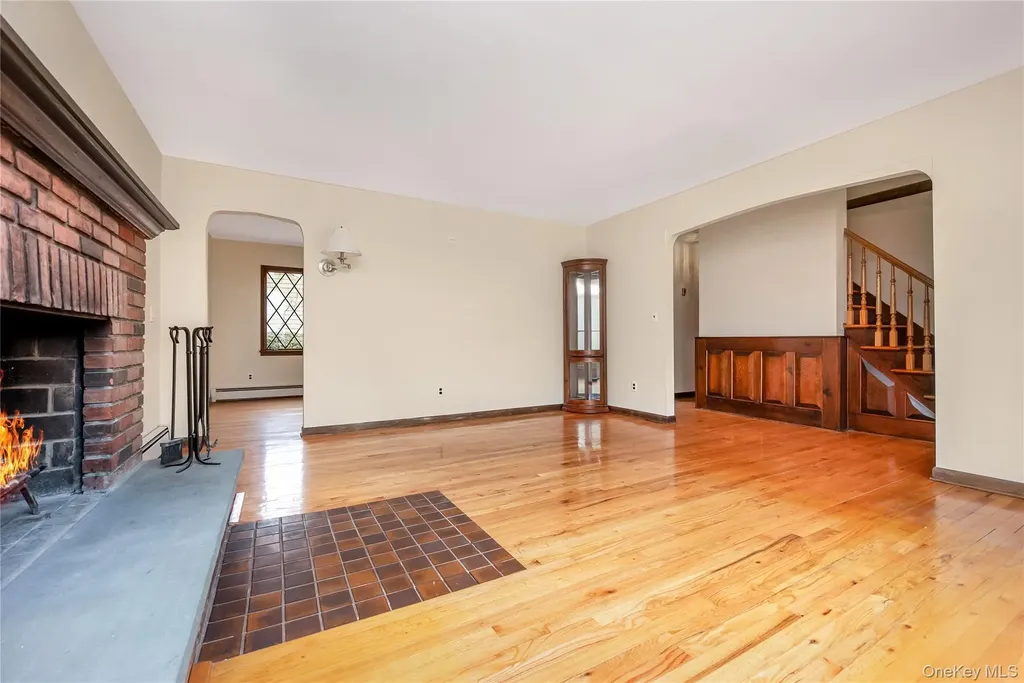 325 Middle Road Blue Point NY 11715