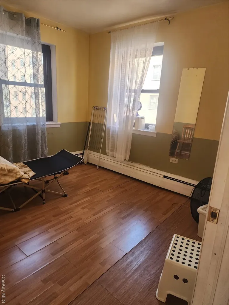 9911 60th Avenue Corona NY 11368