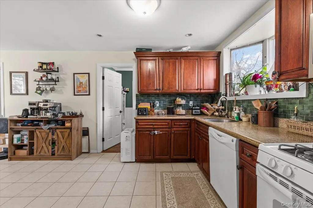 42 Moriches Drive Mastic Beach NY 11951