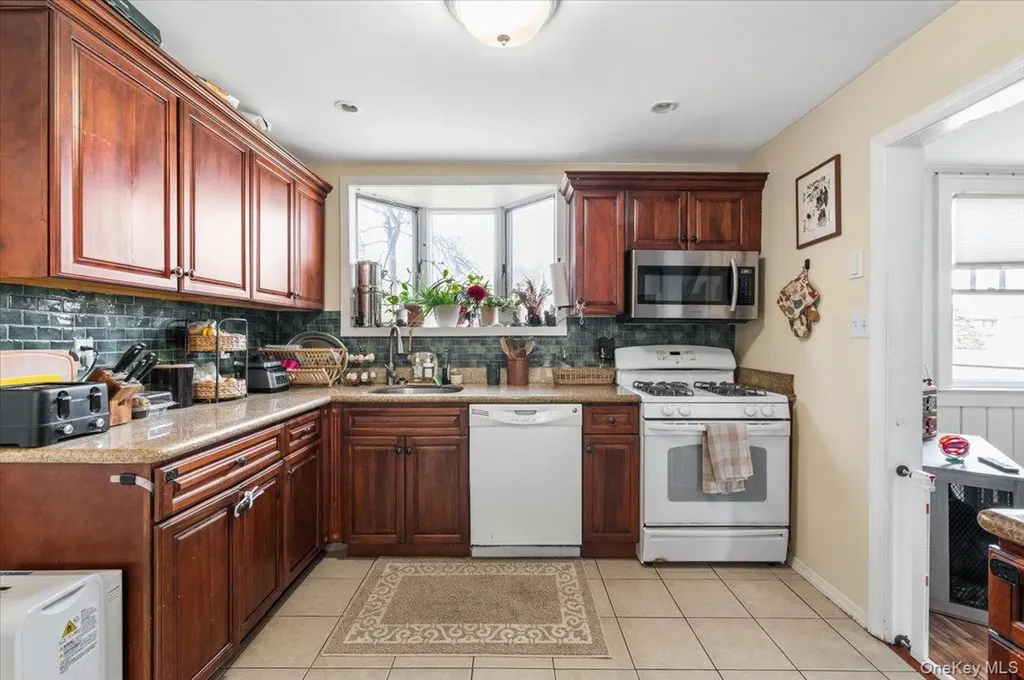 42 Moriches Drive Mastic Beach NY 11951