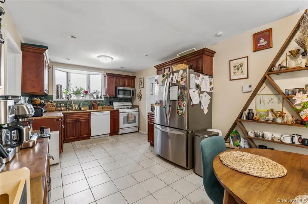 42 Moriches Drive Mastic Beach NY 11951