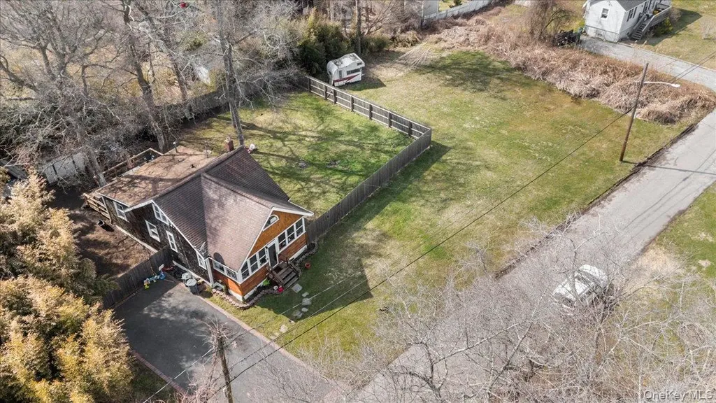 42 Moriches Drive Mastic Beach NY 11951