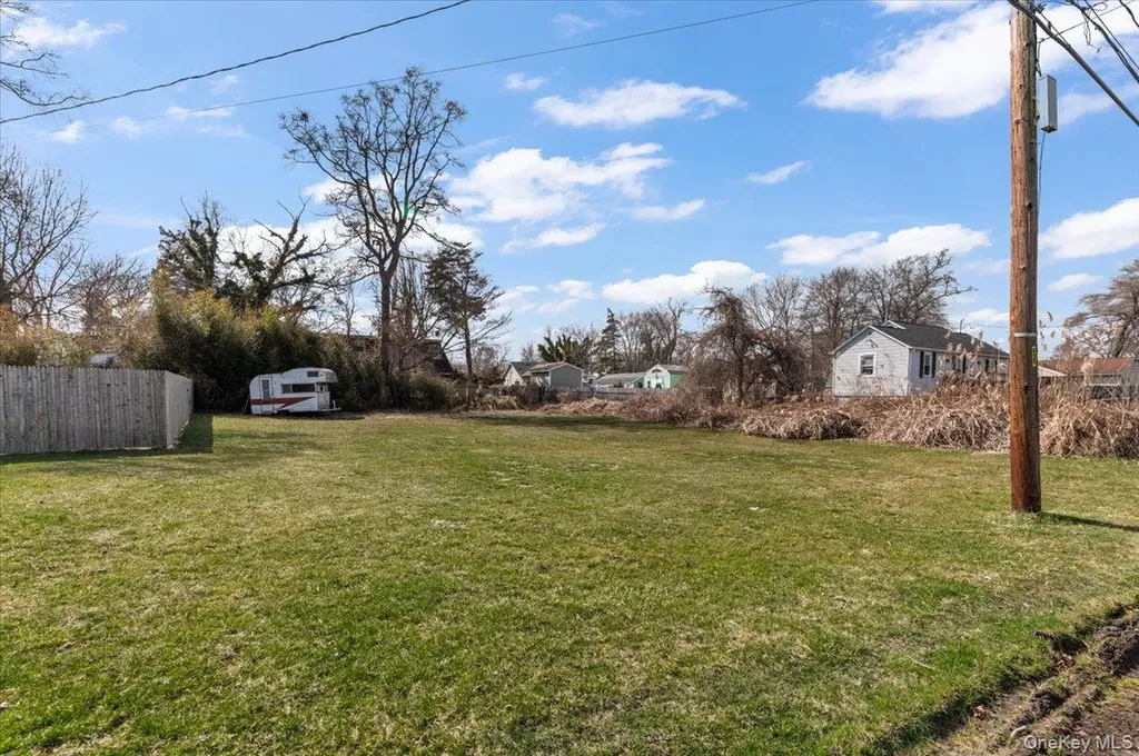 42 Moriches Drive Mastic Beach NY 11951