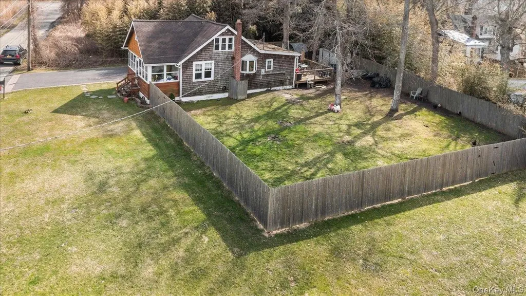 42 Moriches Drive Mastic Beach NY 11951