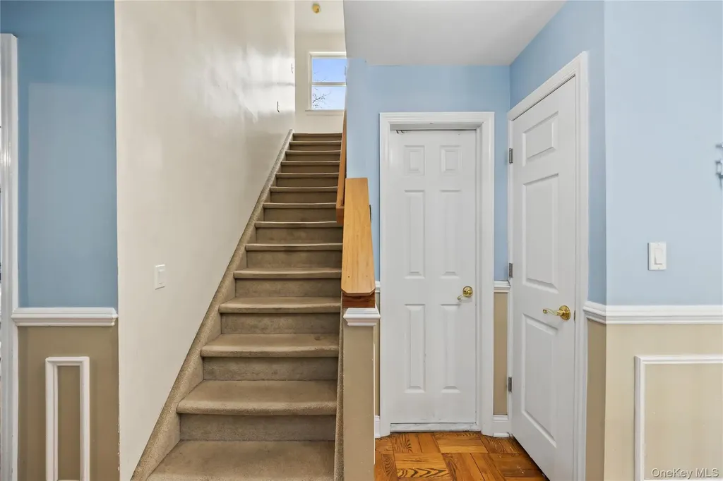 11 Castle Drive Chestnut Ridge NY 10977