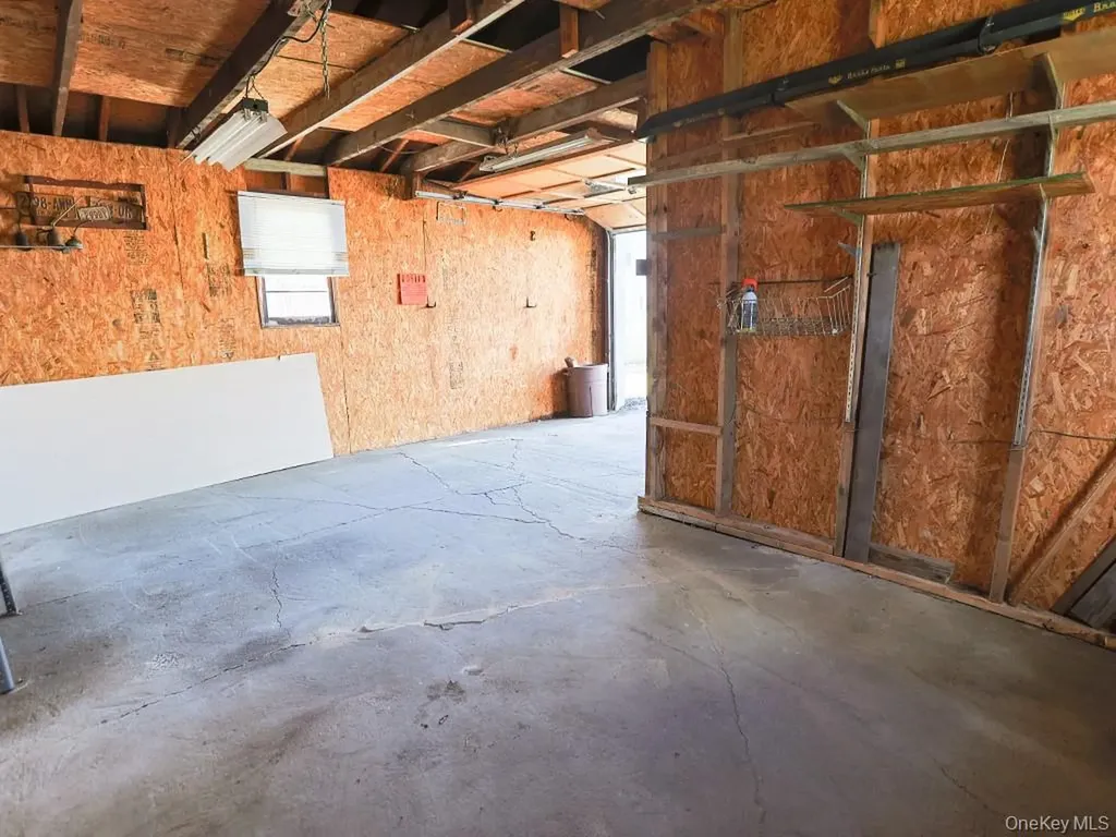 1871 Albany Post Road Wallkill NY 12589