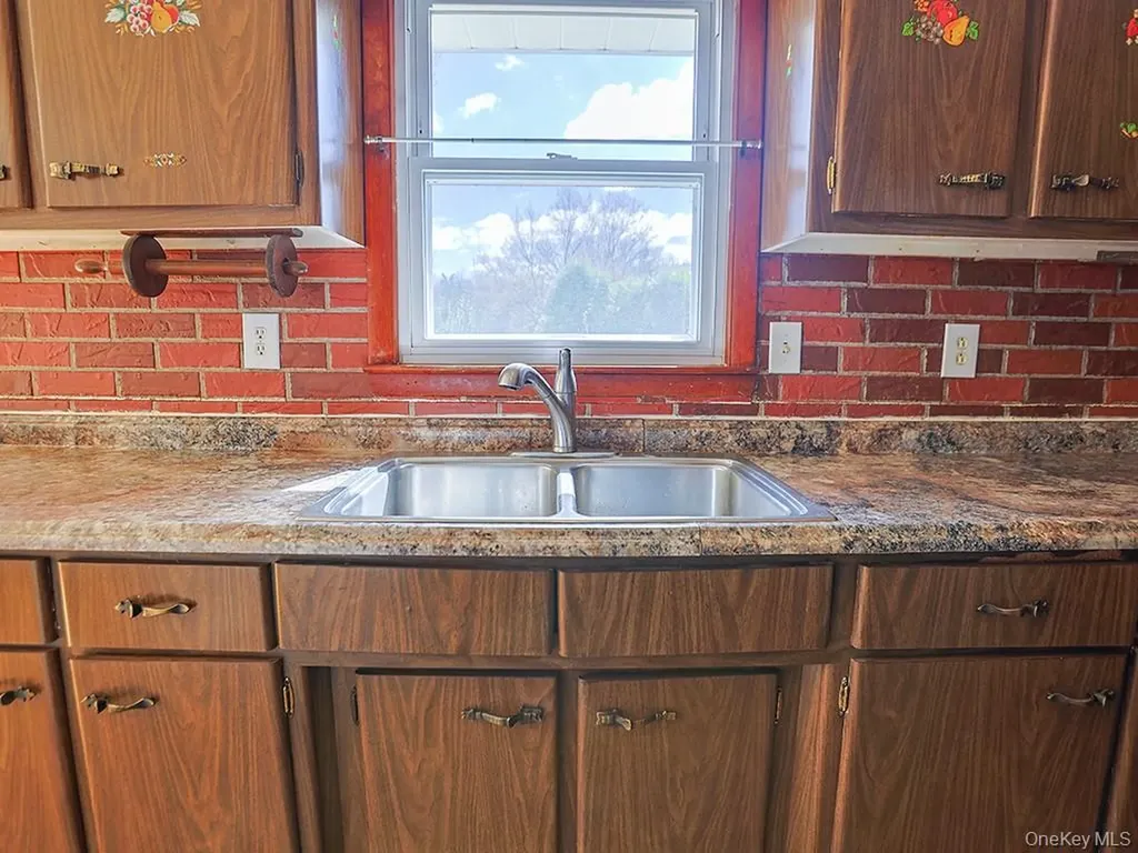 1871 Albany Post Road Wallkill NY 12589