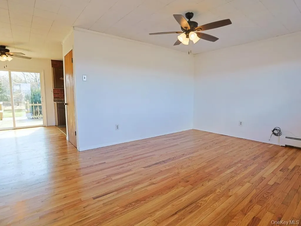 1871 Albany Post Road Wallkill NY 12589