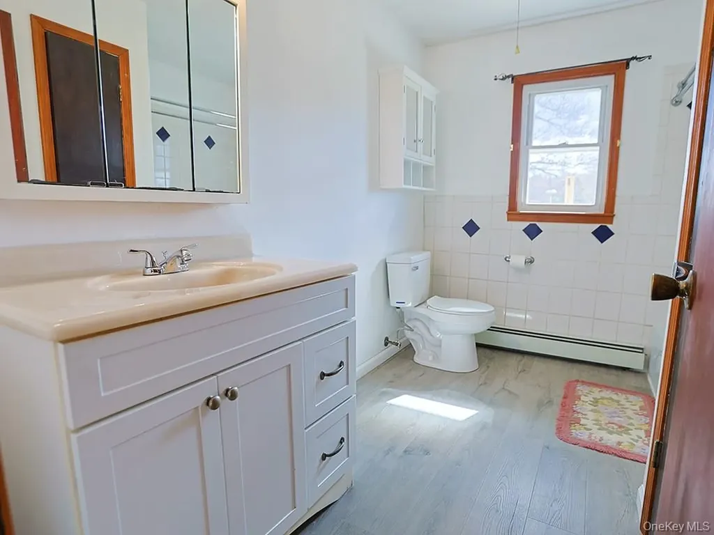 1871 Albany Post Road Wallkill NY 12589