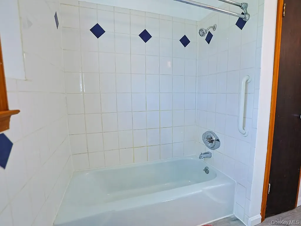 1871 Albany Post Road Wallkill NY 12589