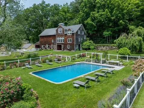 161 Buxton Road Bedford Hills NY 10507