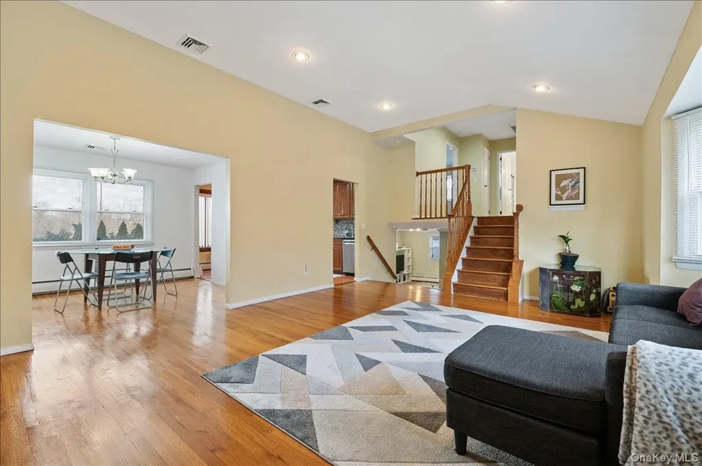 7 Plainview Road Bethpage NY 11714