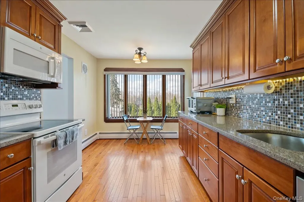 7 Plainview Road Bethpage NY 11714
