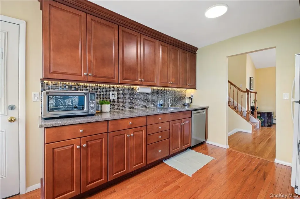 7 Plainview Road Bethpage NY 11714