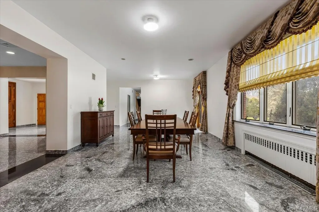 80 Dorset Road Scarsdale NY 10583