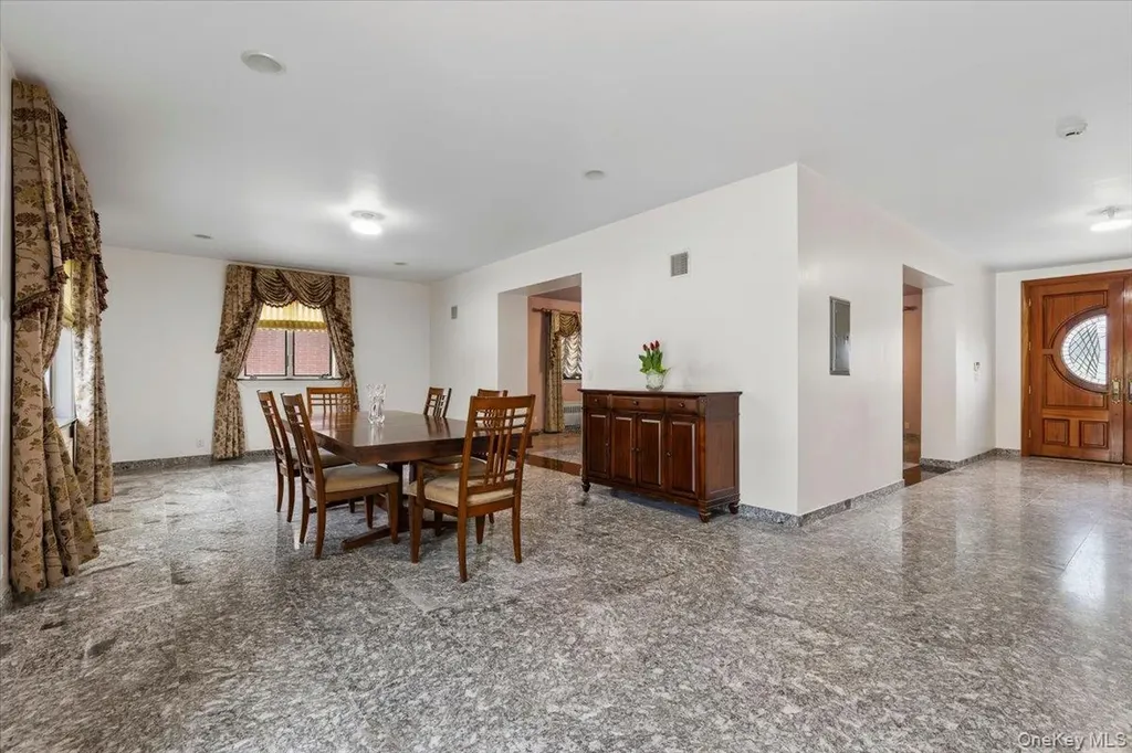 80 Dorset Road Scarsdale NY 10583