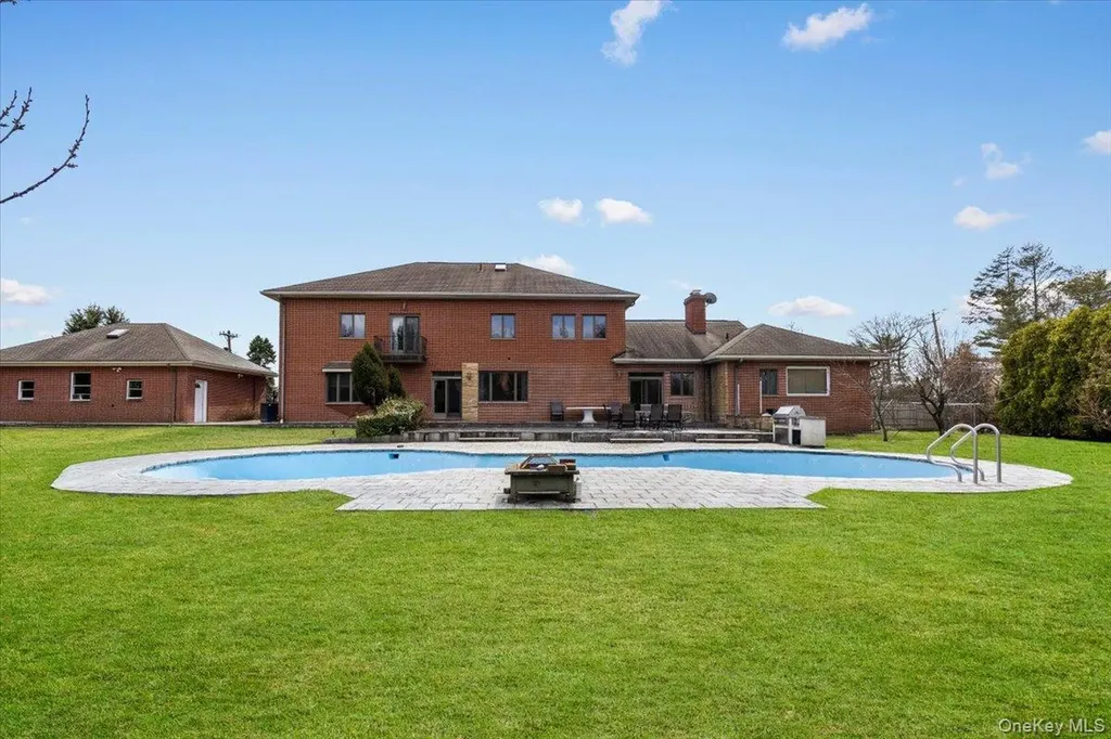 80 Dorset Road Scarsdale NY 10583