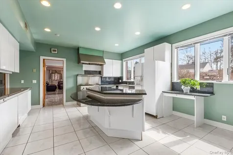 80 Dorset Road Scarsdale NY 10583