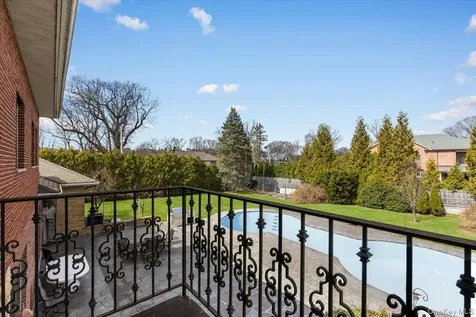 80 Dorset Road Scarsdale NY 10583