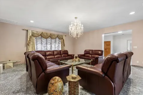 80 Dorset Road Scarsdale NY 10583