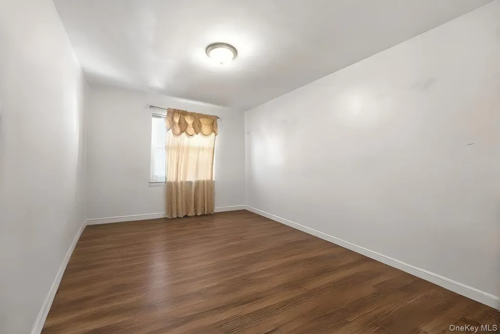 811 E 228th Street Bronx NY 10466