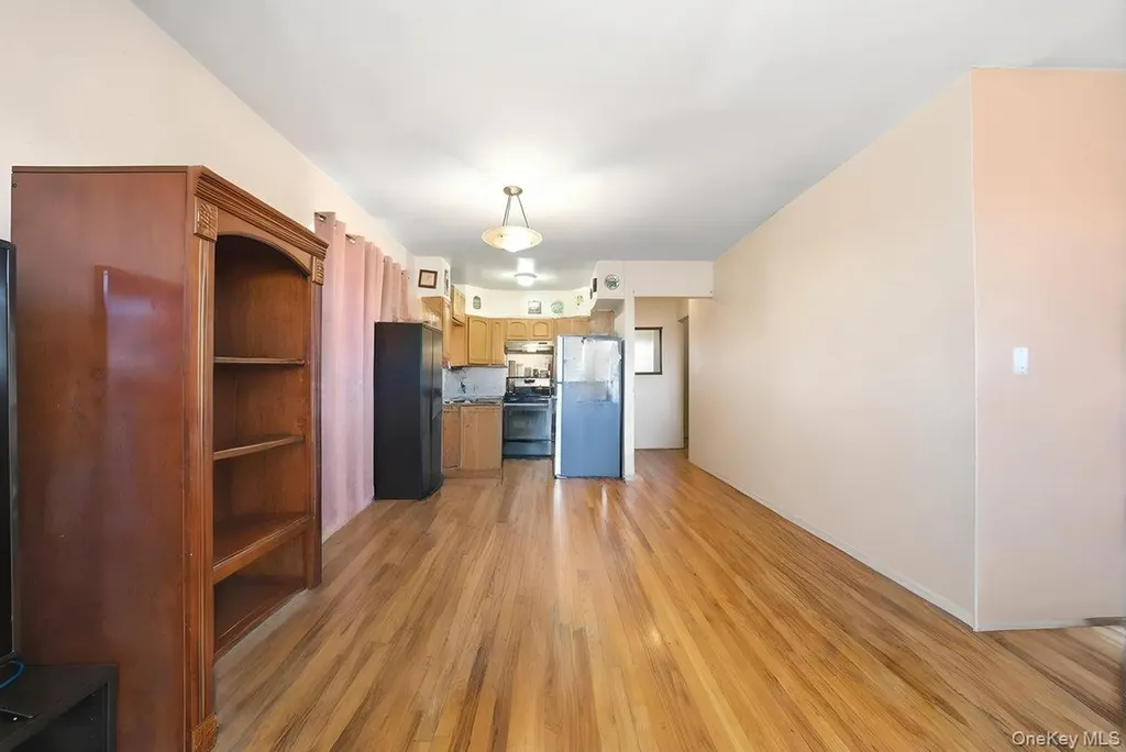 811 E 228th Street Bronx NY 10466