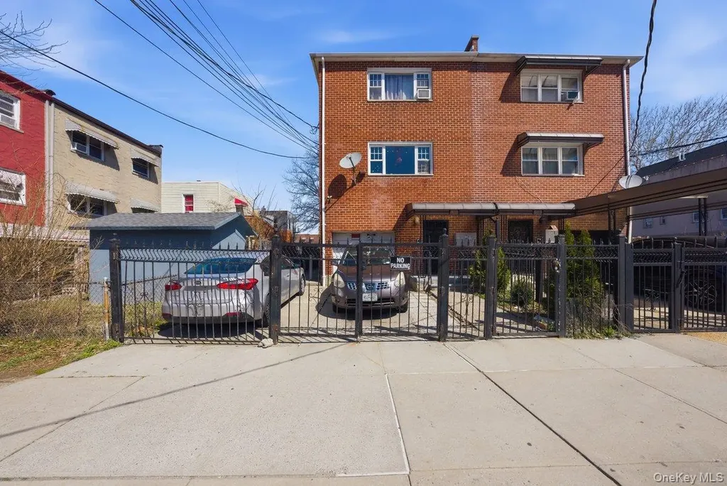 811 E 228th Street Bronx NY 10466
