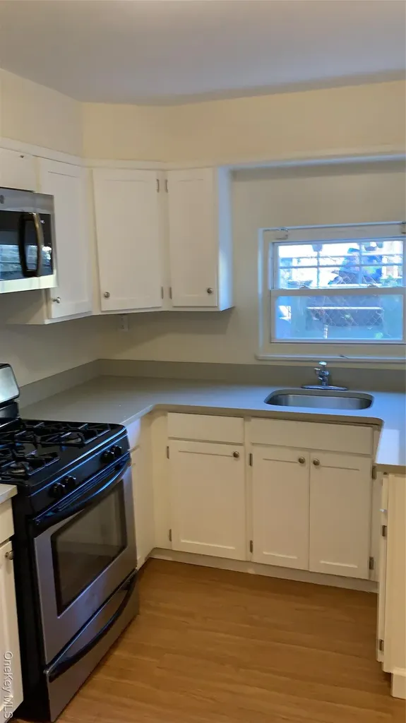 811 E 228th Street Bronx NY 10466