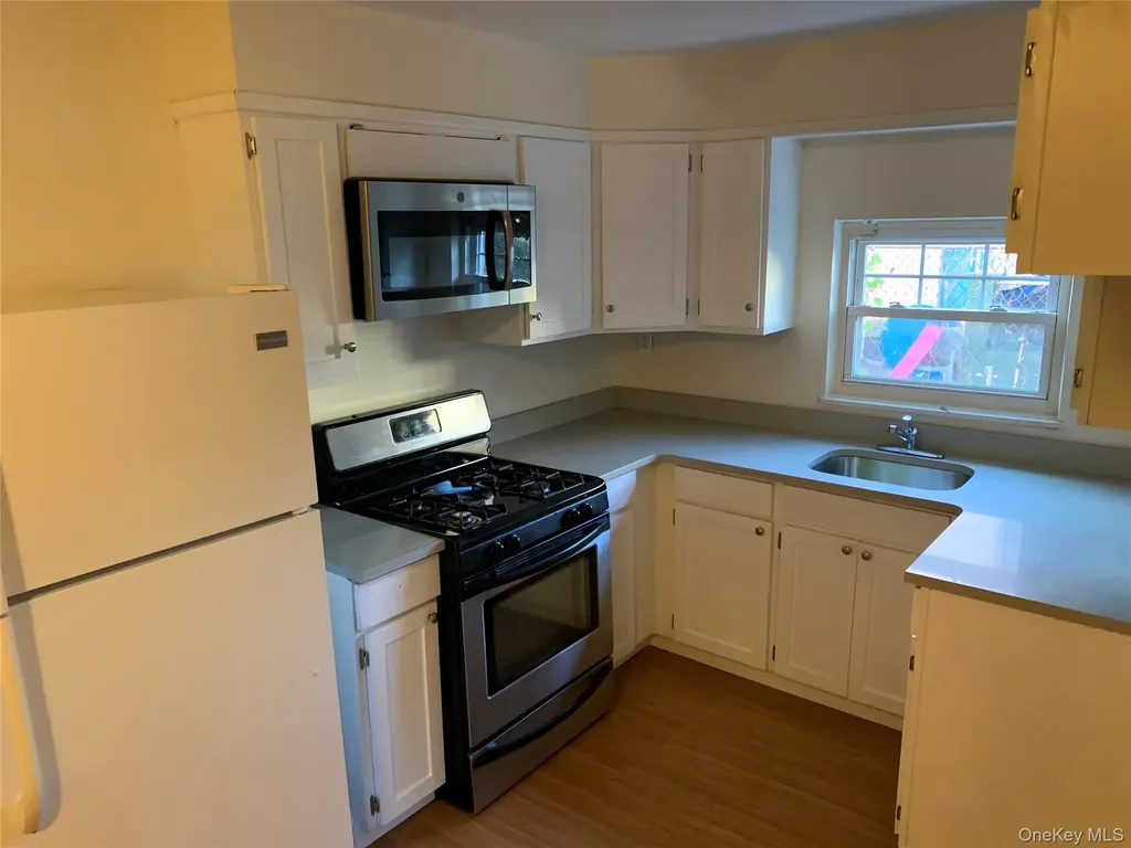 811 E 228th Street Bronx NY 10466