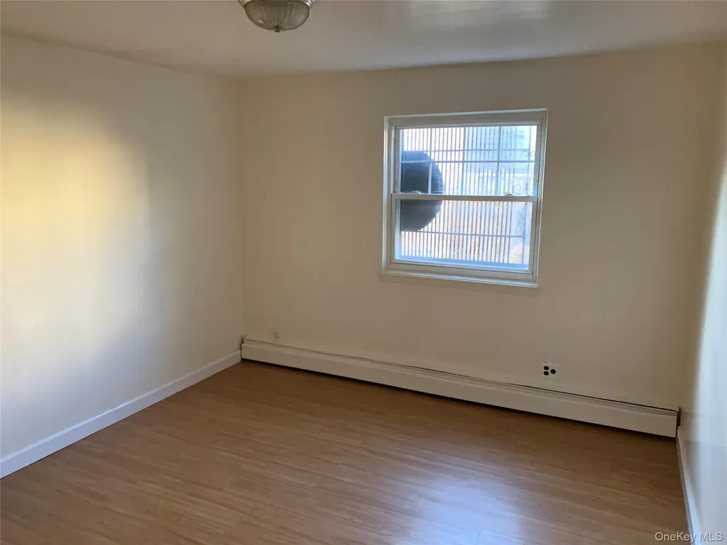 811 E 228th Street Bronx NY 10466