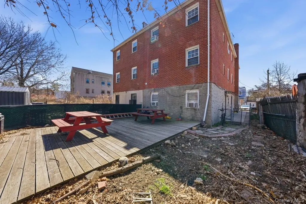 811 E 228th Street Bronx NY 10466