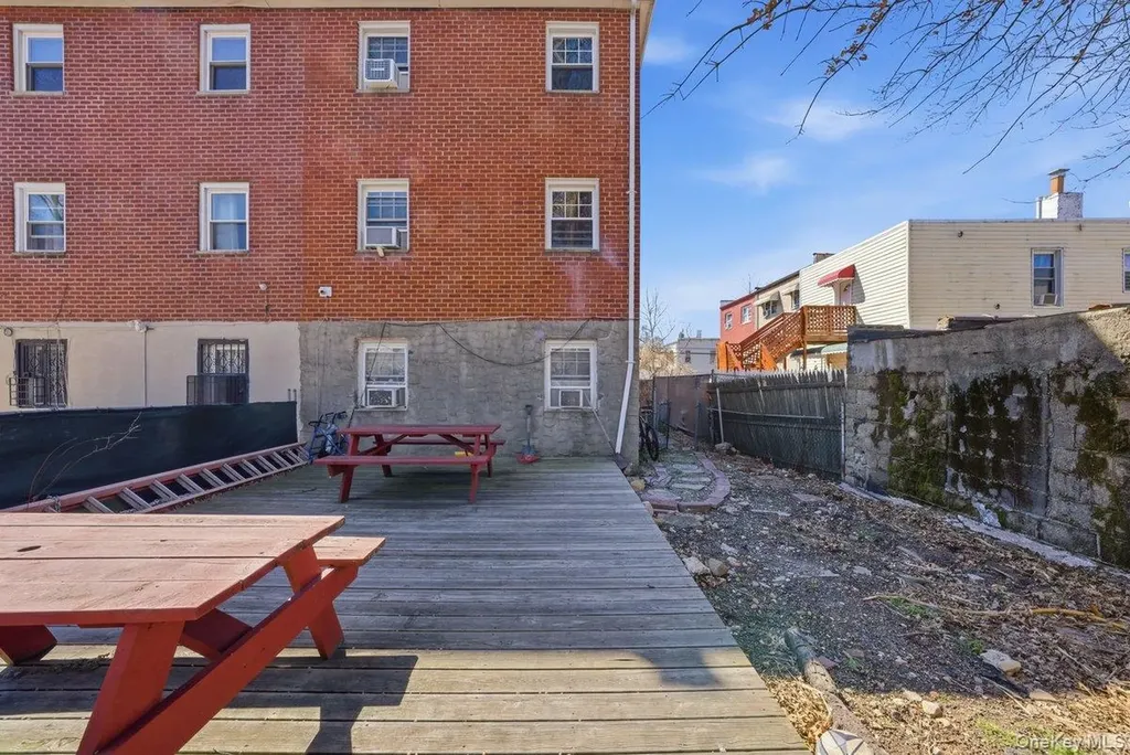 811 E 228th Street Bronx NY 10466