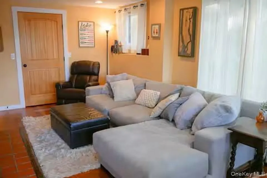 1080 Route 292 Holmes NY 12531