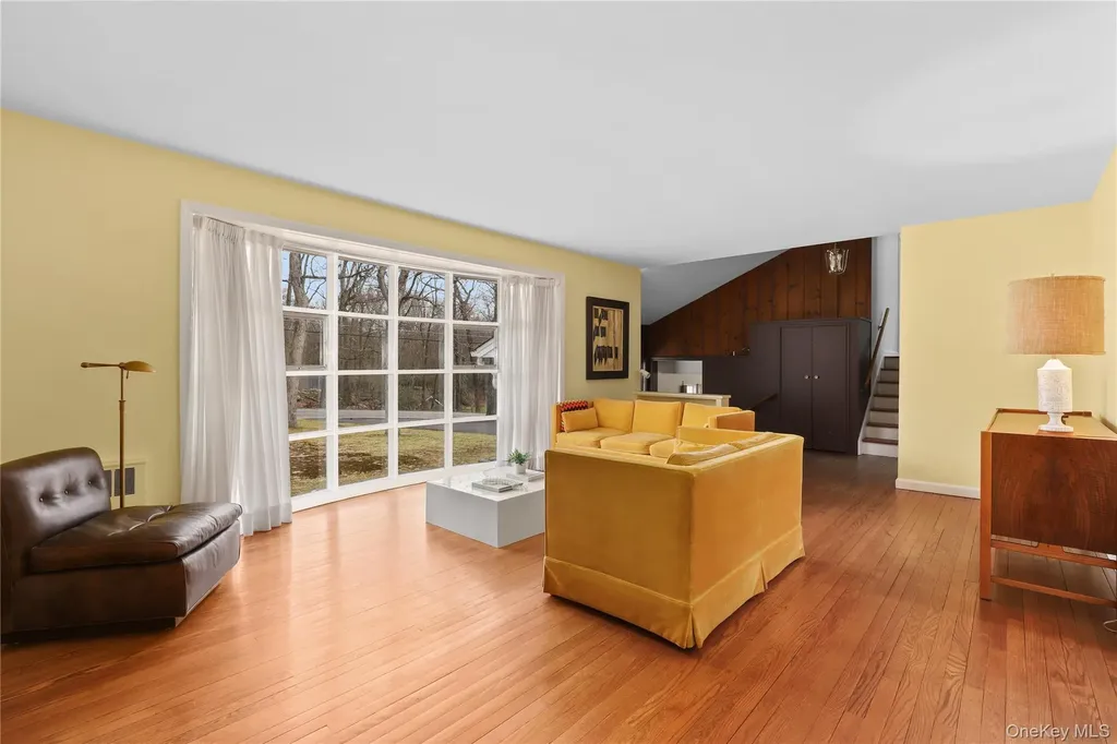15 Laurel Road Pound Ridge NY 10576