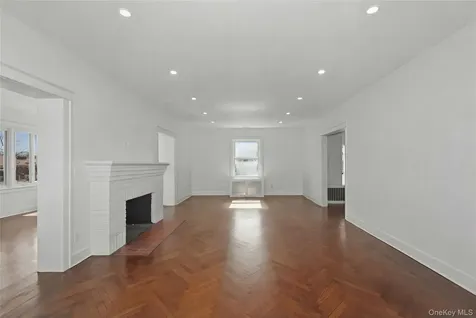 55 Stuyvesant Plaza Mount Vernon NY 10552