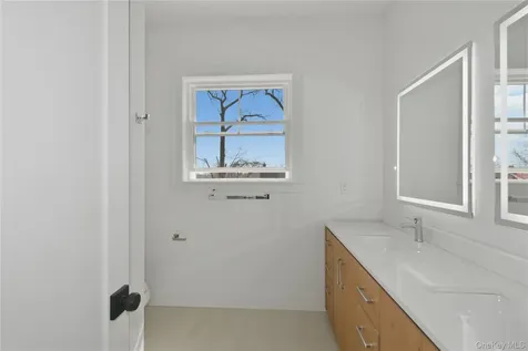 55 Stuyvesant Plaza Mount Vernon NY 10552