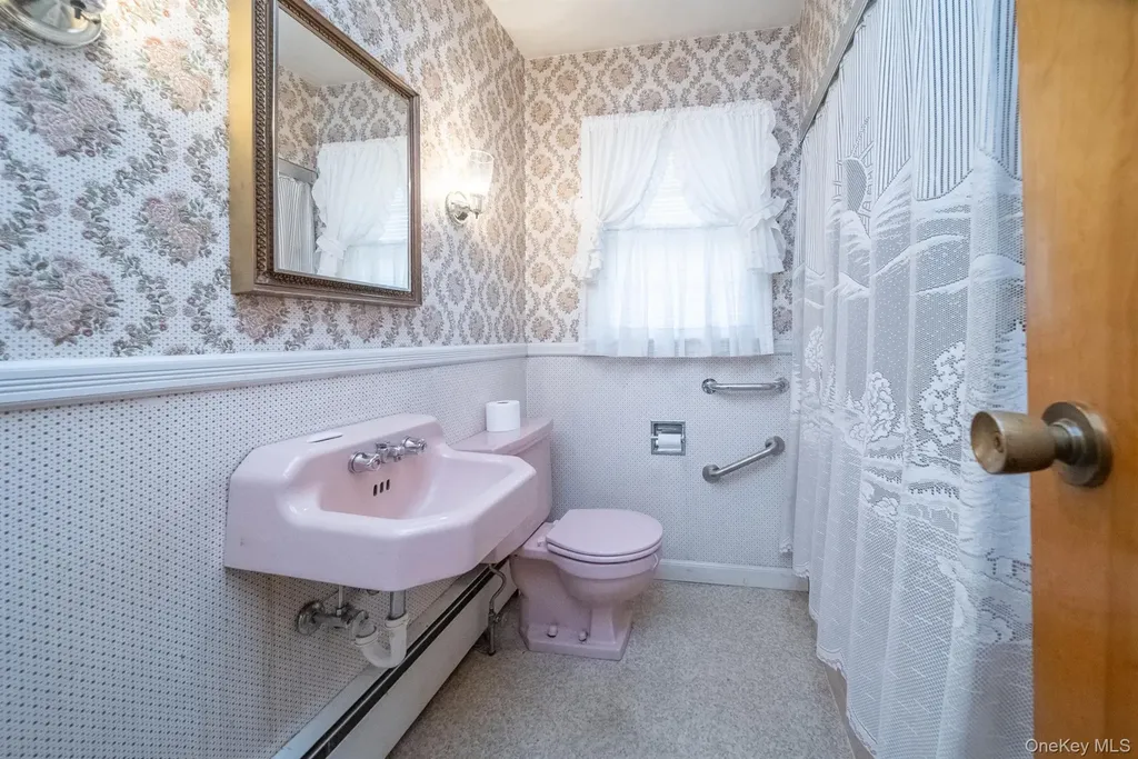 272 E Chester Street Kingston NY 12401